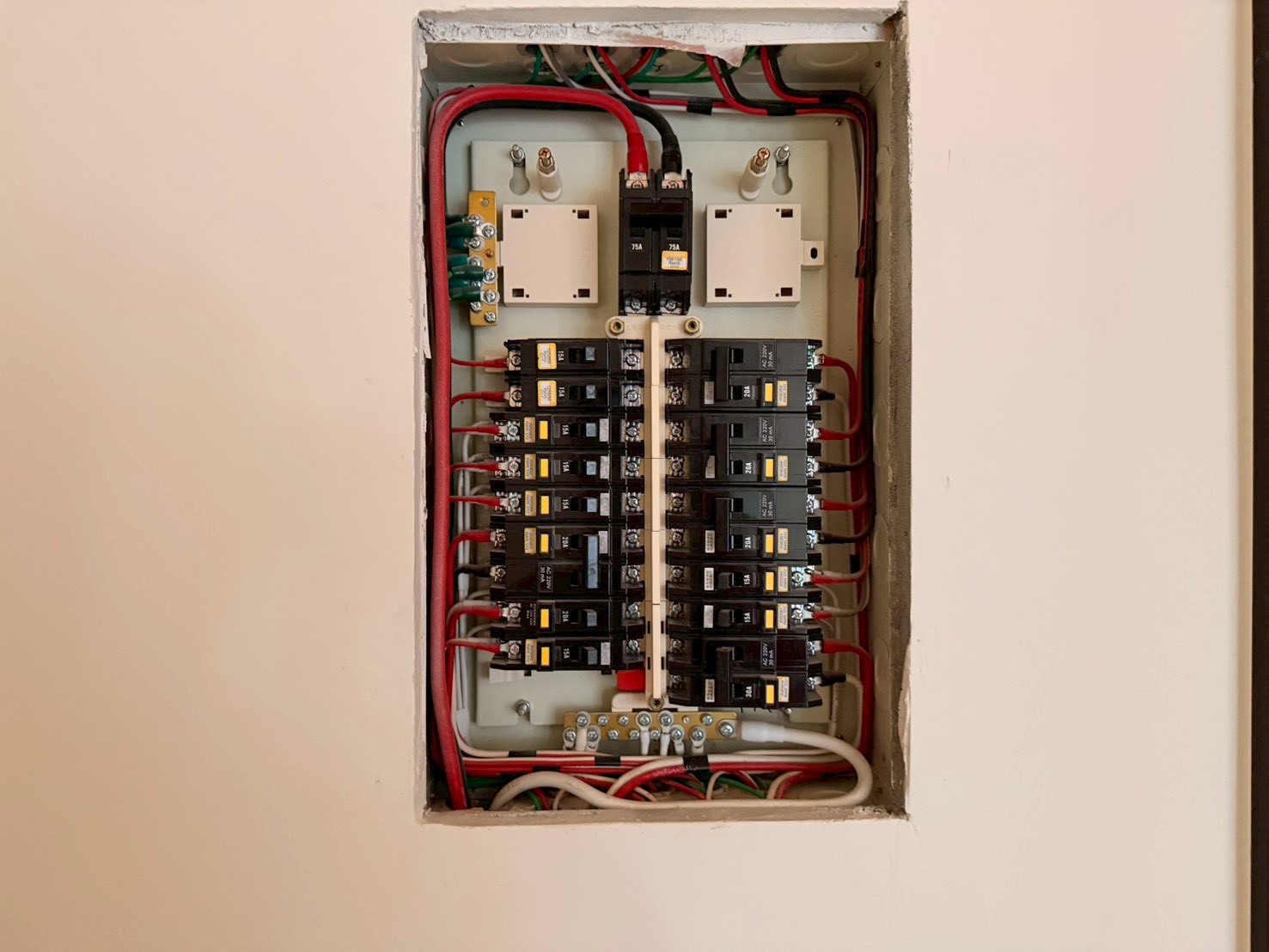 不斷電系統檢測